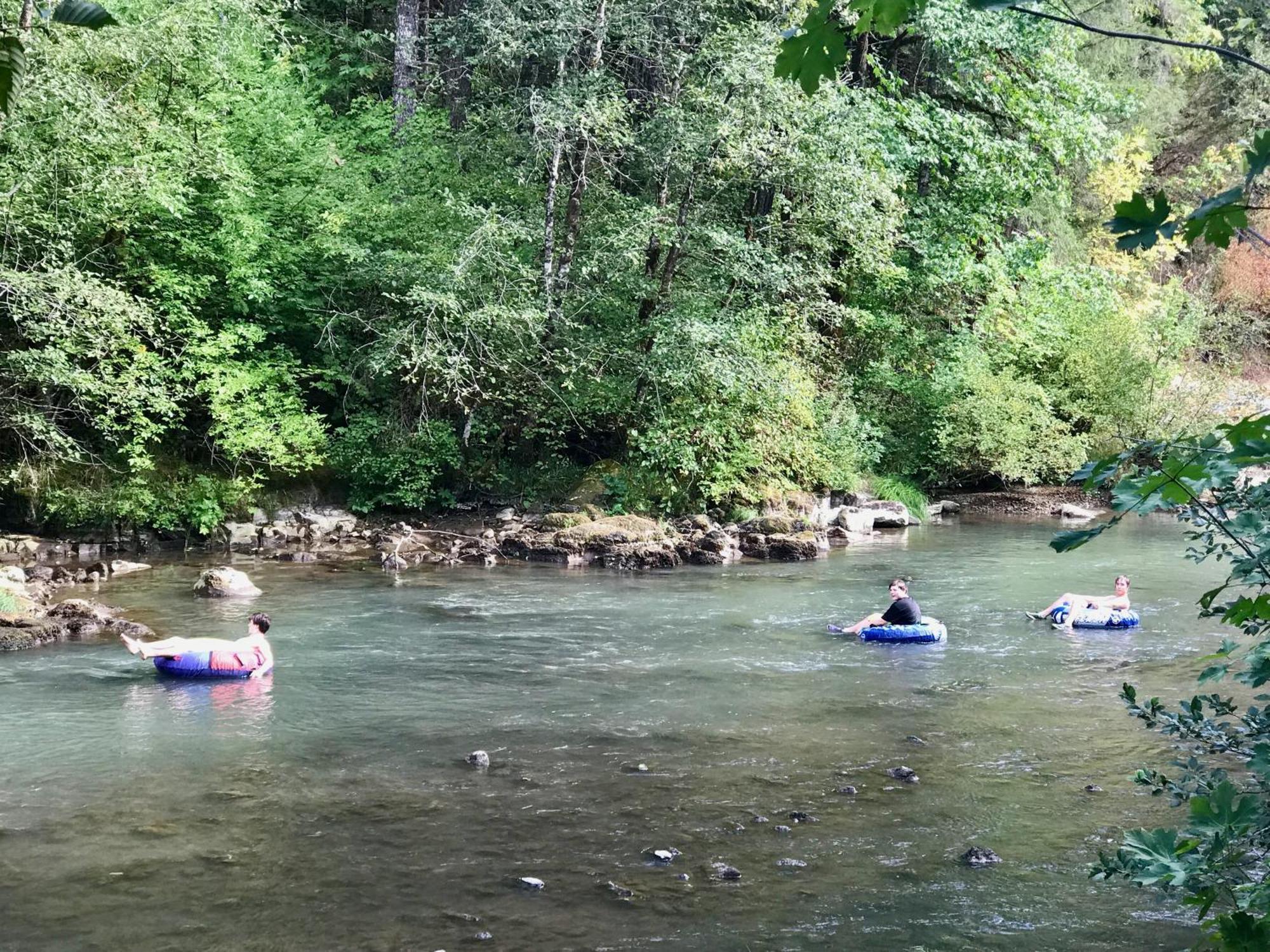 Mckenzie River Mountain Resort Blue River Екстериор снимка